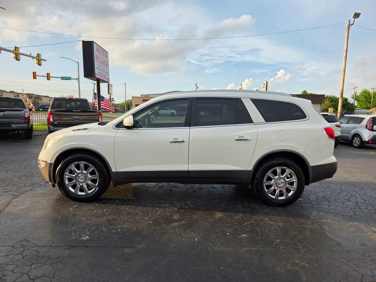 Used 2012 Buick Enclave Leather FWD image 26