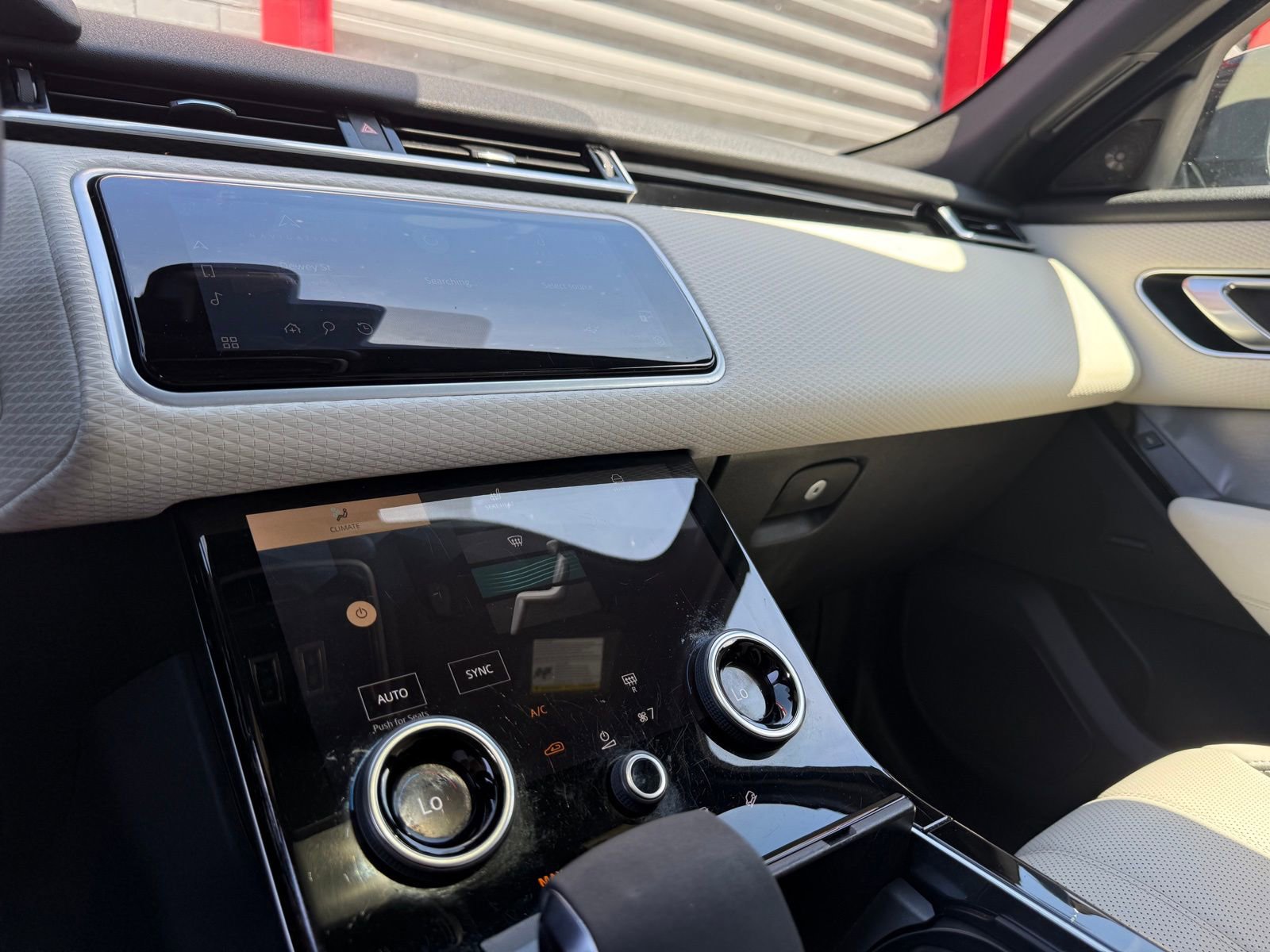 Used 2023 Land Rover Range Rover Velar R-Dynamic S AWD/4WD image 27
