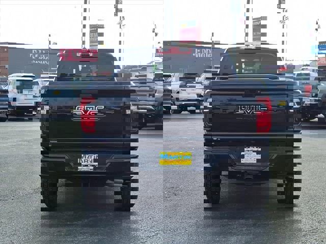 New 2026 GMC Canyon Denali w/ LPO, Denali Black Edition image 6