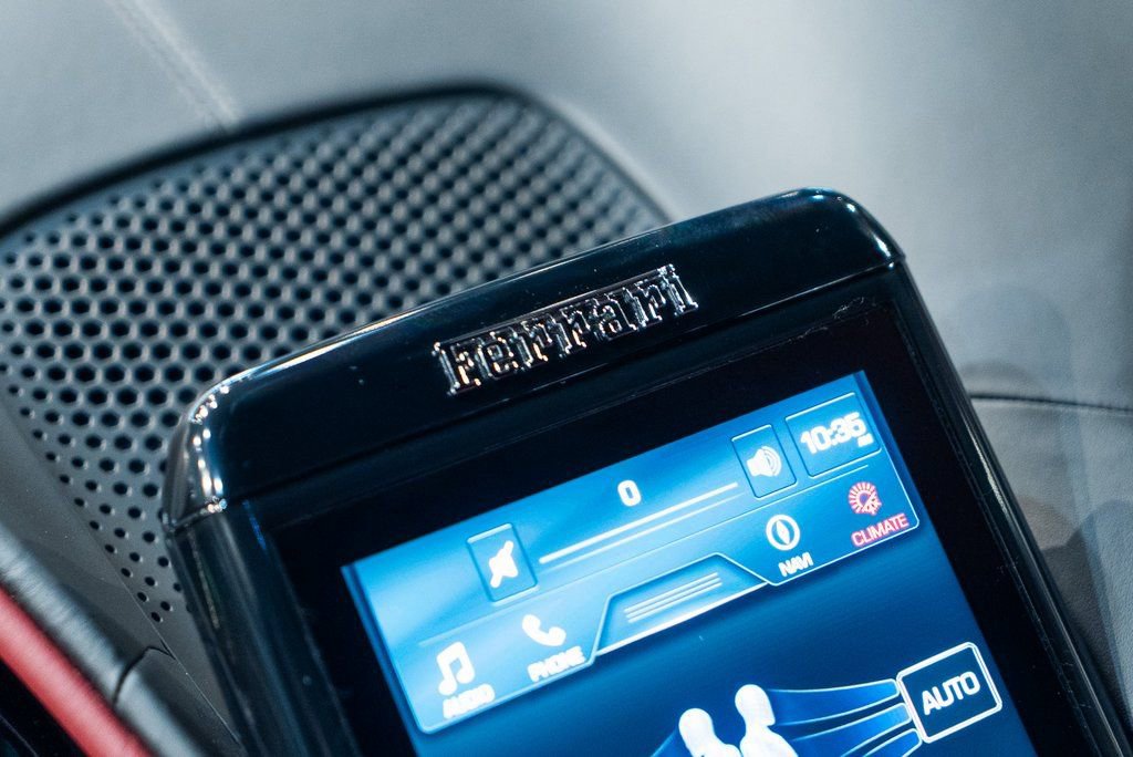 Certified 2022 Ferrari Roma image 32