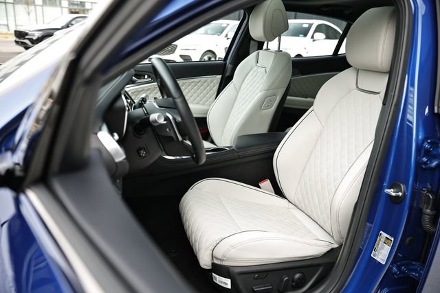 Used 2025 Genesis G70 3.3T Advanced w/ Sport Prestige Package image 20