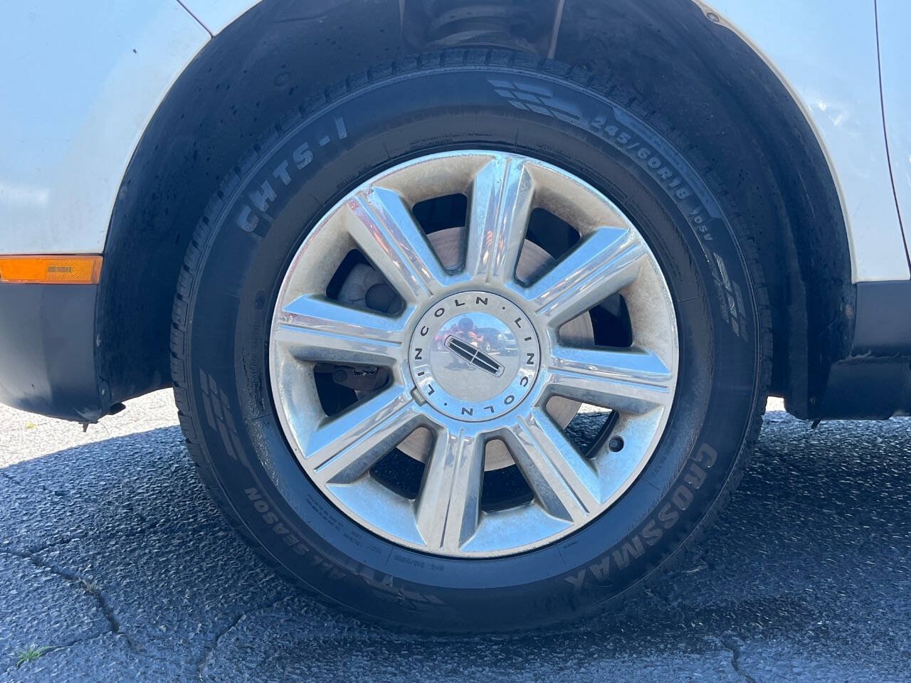 Used 2009 Lincoln MKX AWD image 10