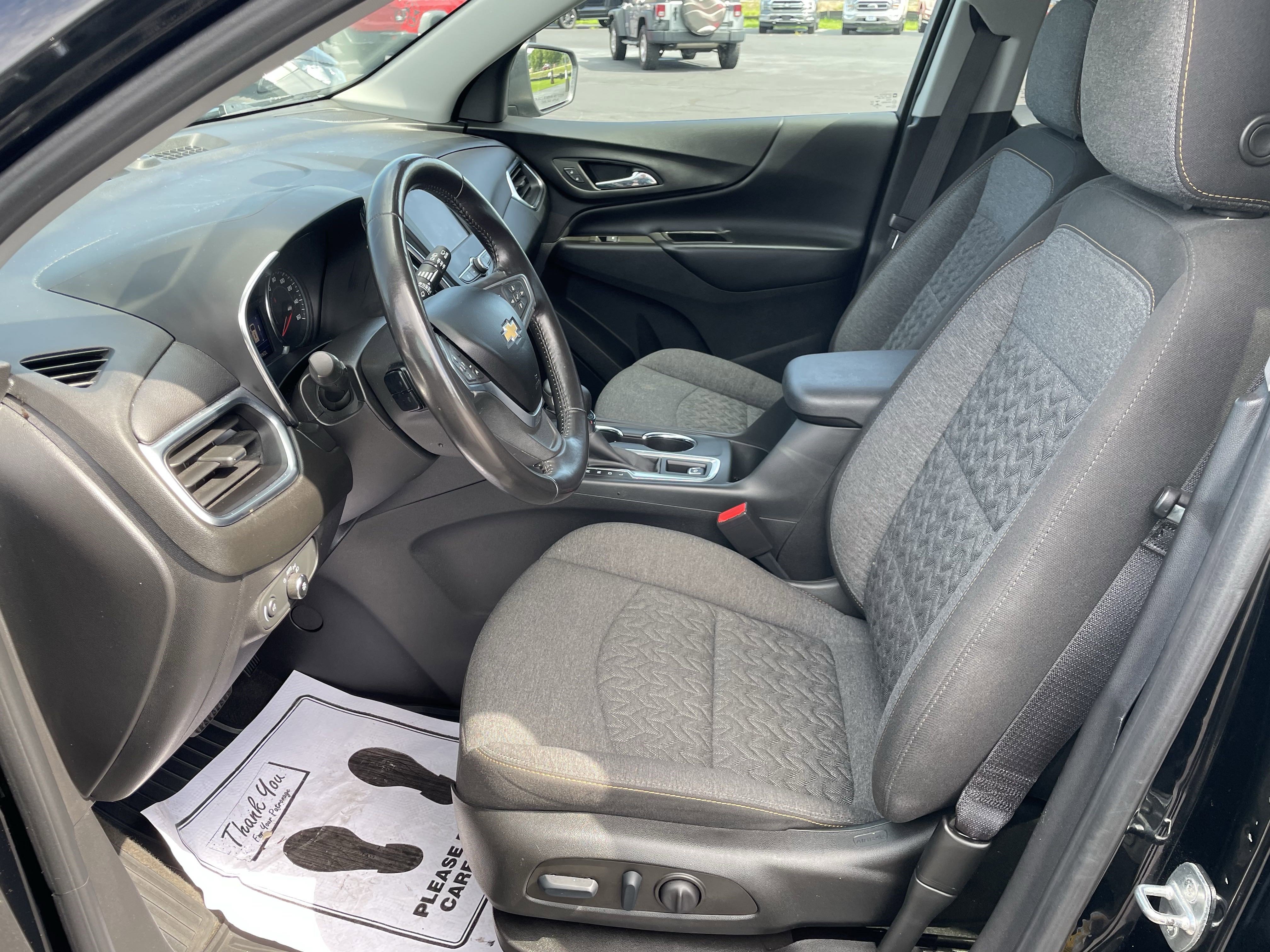 Used 2022 Chevrolet Equinox LT image 9