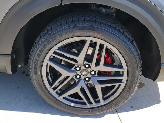 Certified 2025 Ford Explorer ST-Line w/ ST-Line Street Pack AWD/4WD image 14