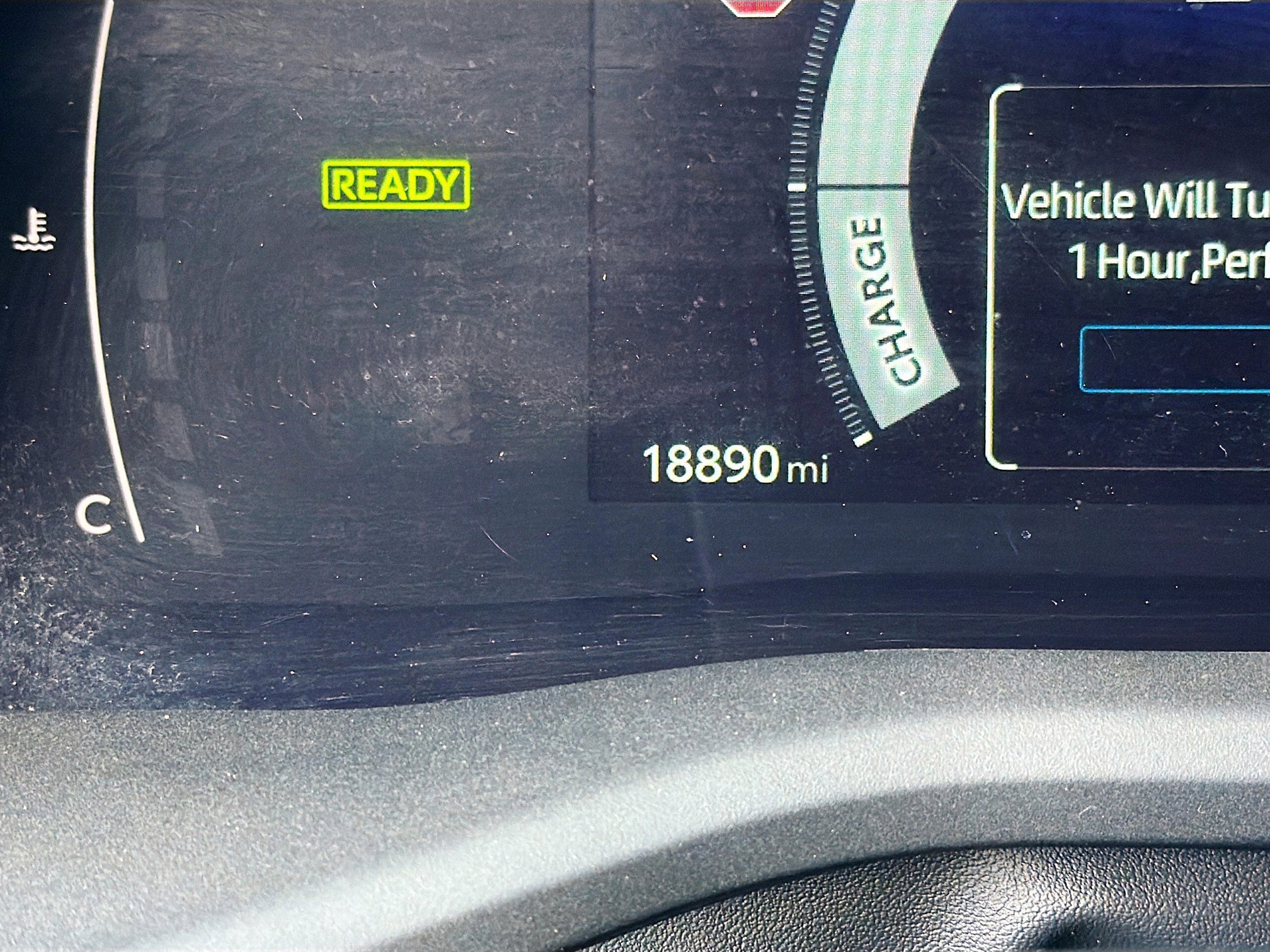 Used 2025 Toyota Camry SE w/ Multimedia Upgrade Package image 40