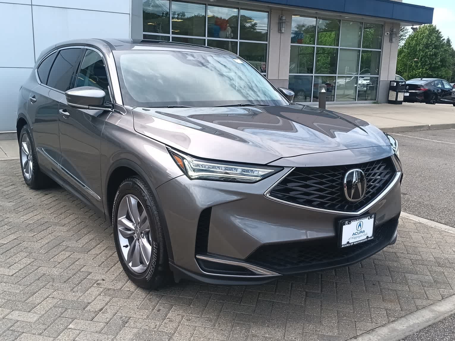Used 2025 Acura MDX SH-AWD image 7