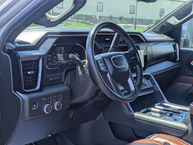 Certified 2025 GMC Sierra 3500 Denali Ultimate AWD/4WD image 14