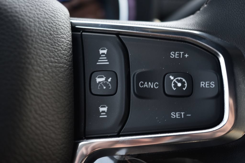 New 2026 RAM 3500 Laramie AWD/4WD image 16