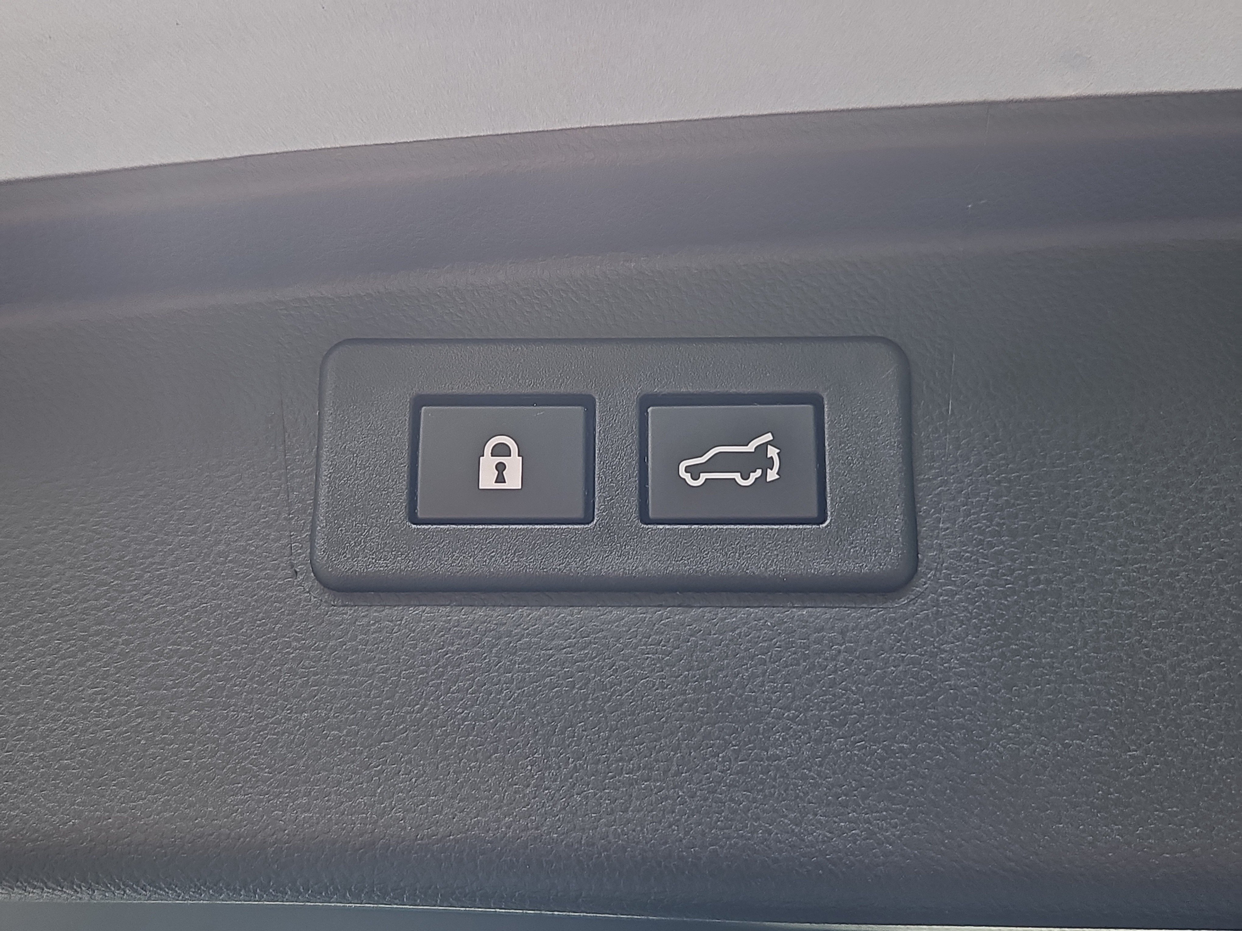 Used 2023 Subaru Outback Onyx Edition AWD/4WD image 13