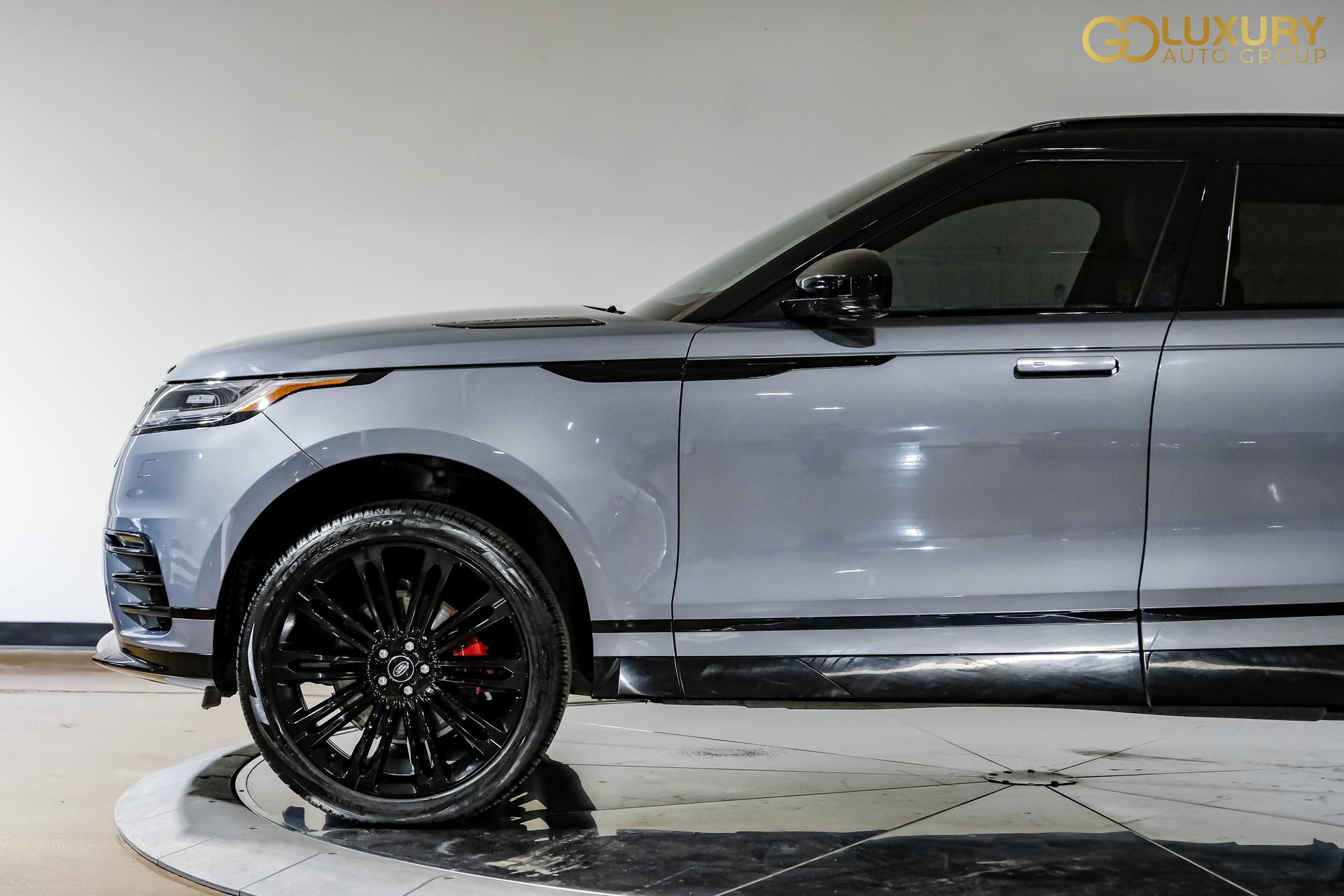 Used 2024 Land Rover Range Rover Velar Dynamic SE image 14