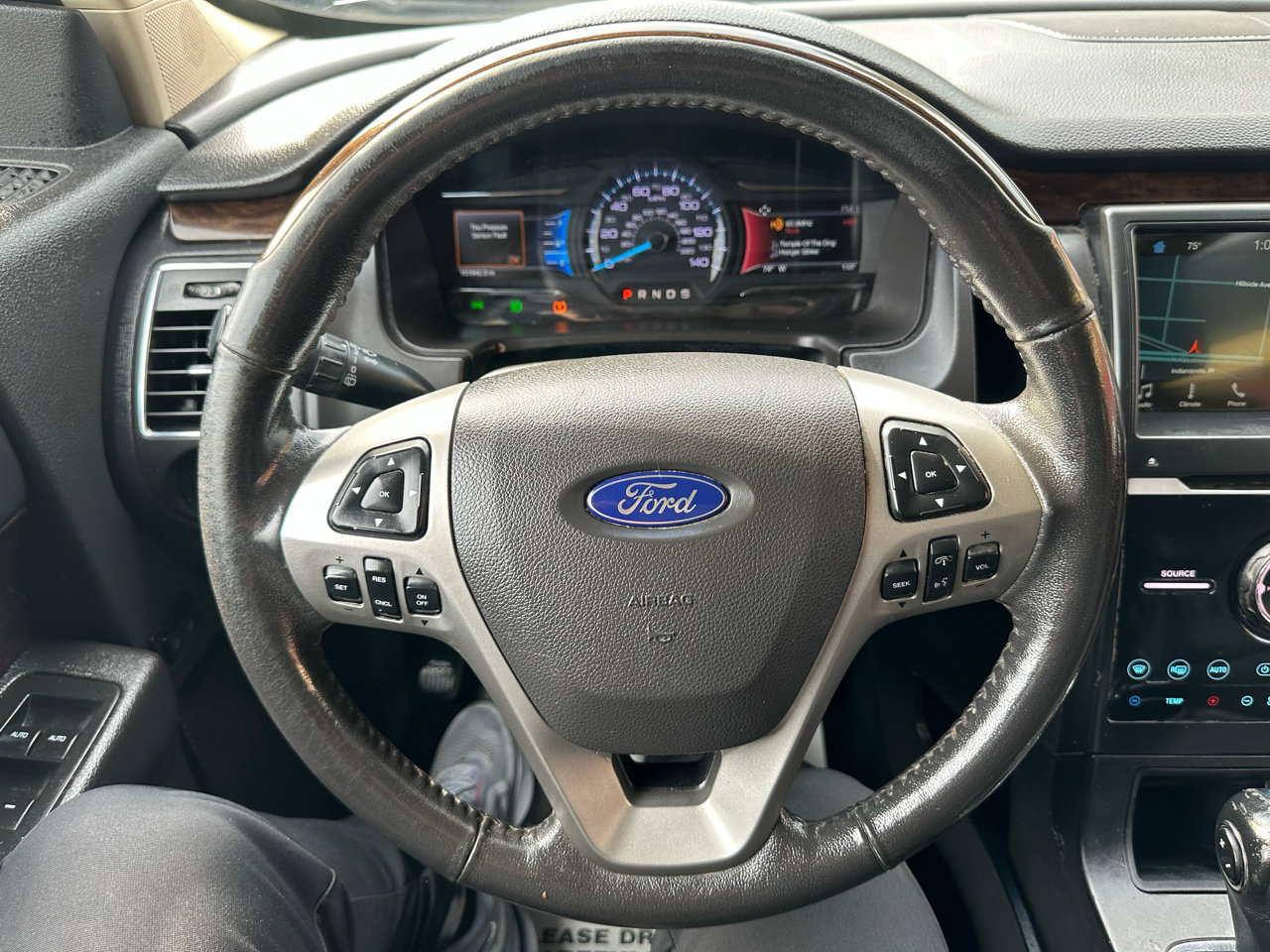 Used 2019 Ford Flex Limited image 19