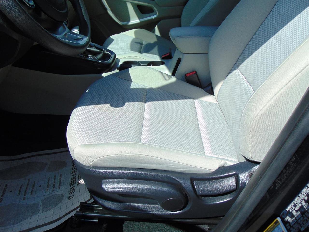 Used 2022 Kia Soul LX image 17