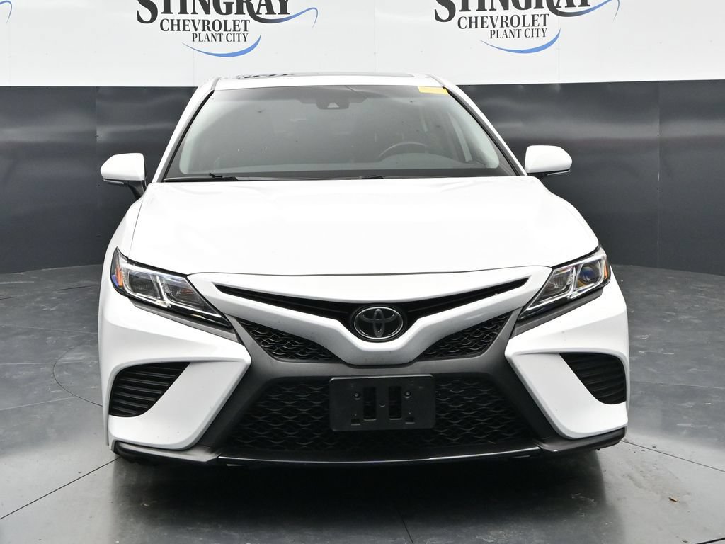 Used 2019 Toyota Camry SE w/ Audio Package FWD image 2