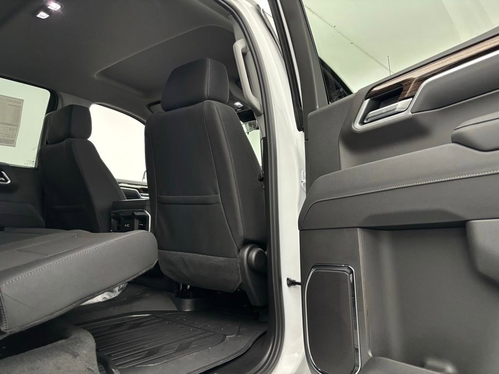 New 2026 GMC Sierra 1500 Elevation image 34