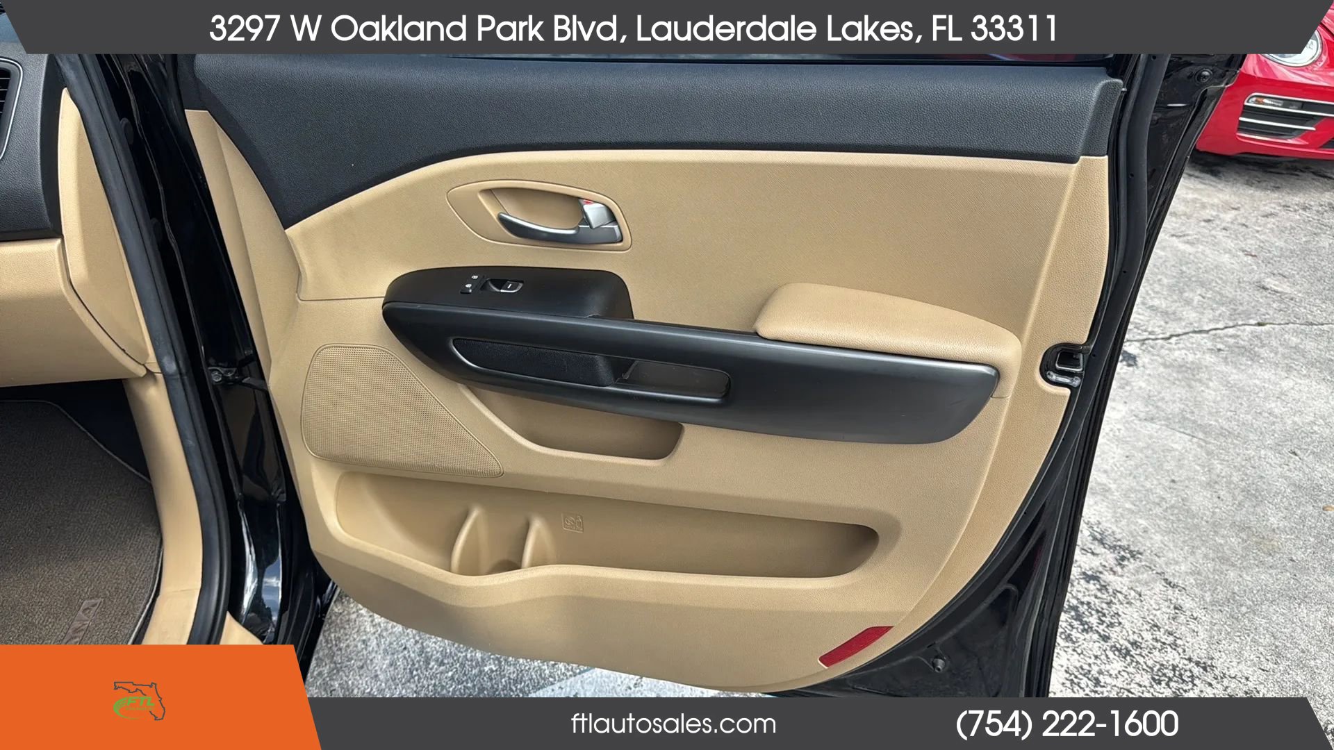 Used 2017 Kia Sedona LX w/ LX Essentials Premium Package FWD image 43