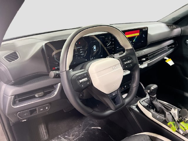 New 2025 Kia K4 EX w/ GT-Line Premium Package FWD image 9