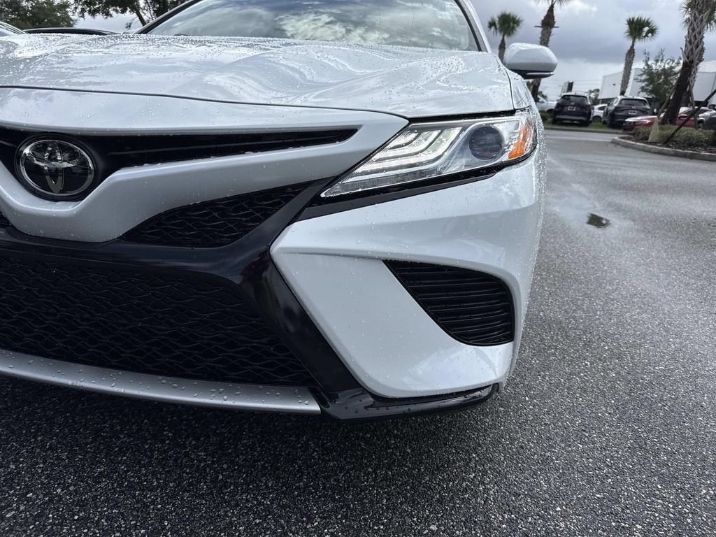 Used 2020 Toyota Camry XSE w/ Navigation Package FWD image 9