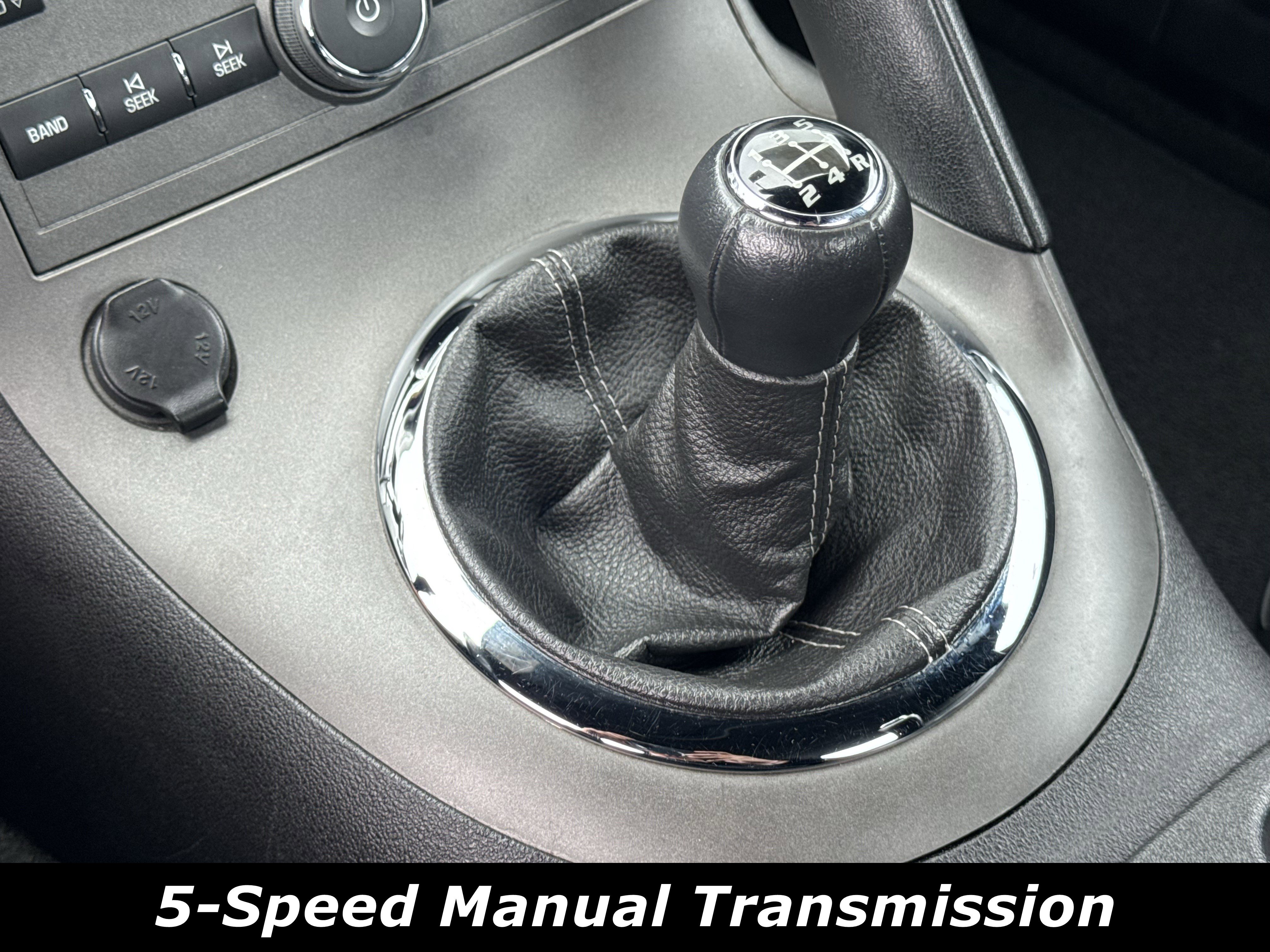 Used 2007 Pontiac Solstice Convertible w/ Premium Package image 10