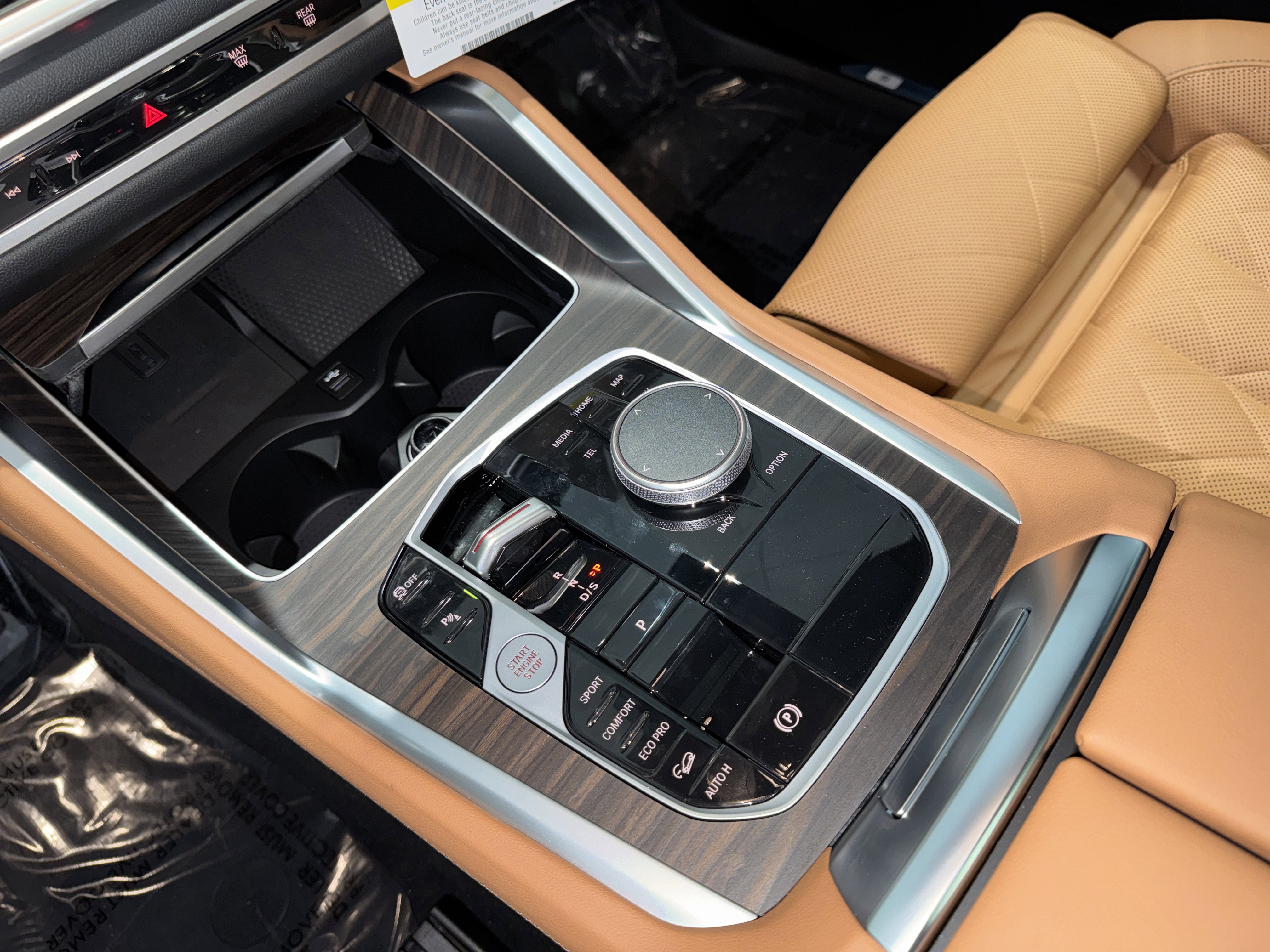 New 2026 BMW X6 xDrive40i w/ Climate Comfort Package image 20