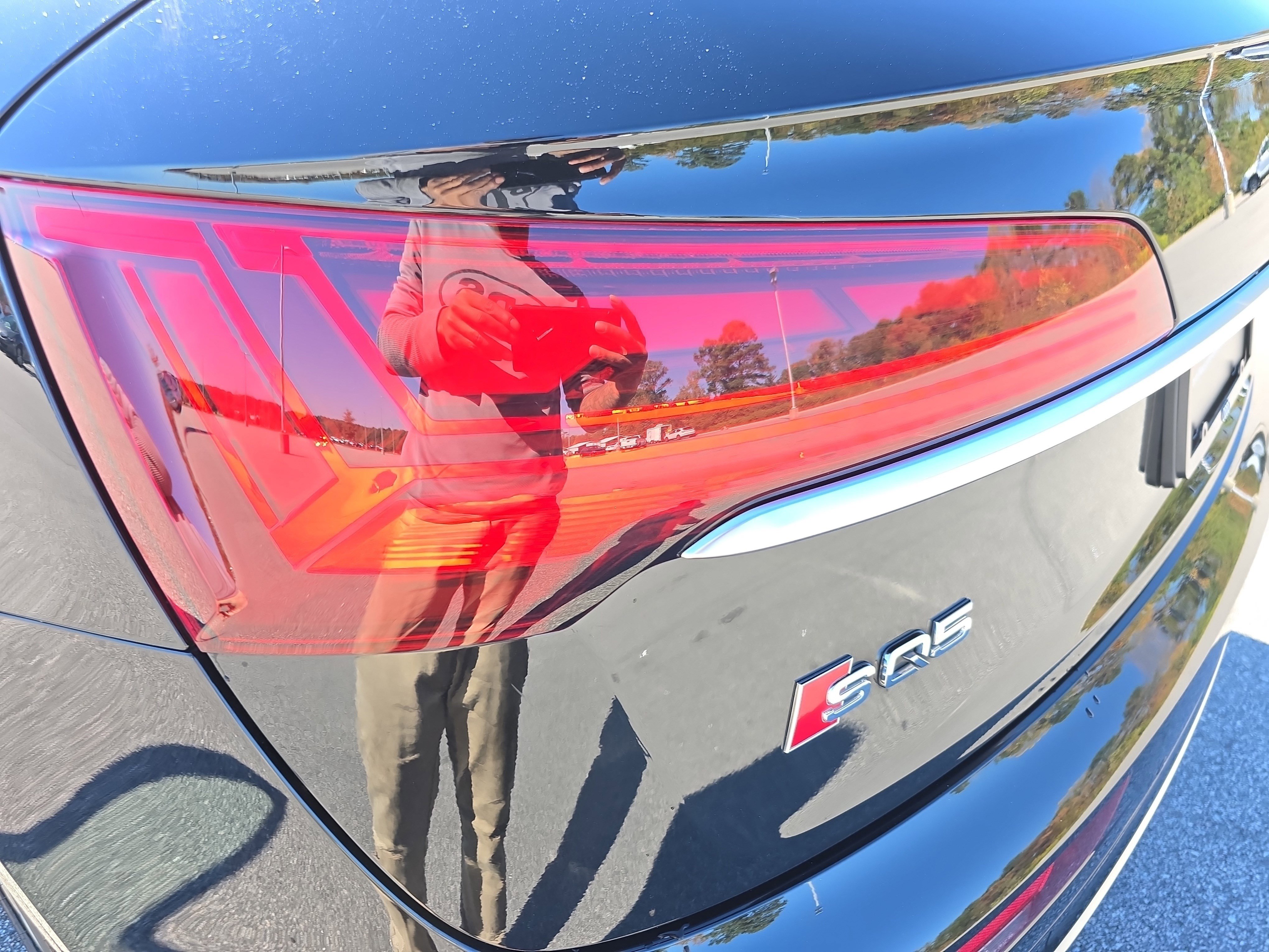 Used 2022 Audi SQ5 Premium Plus w/ Premium Plus Package image 33