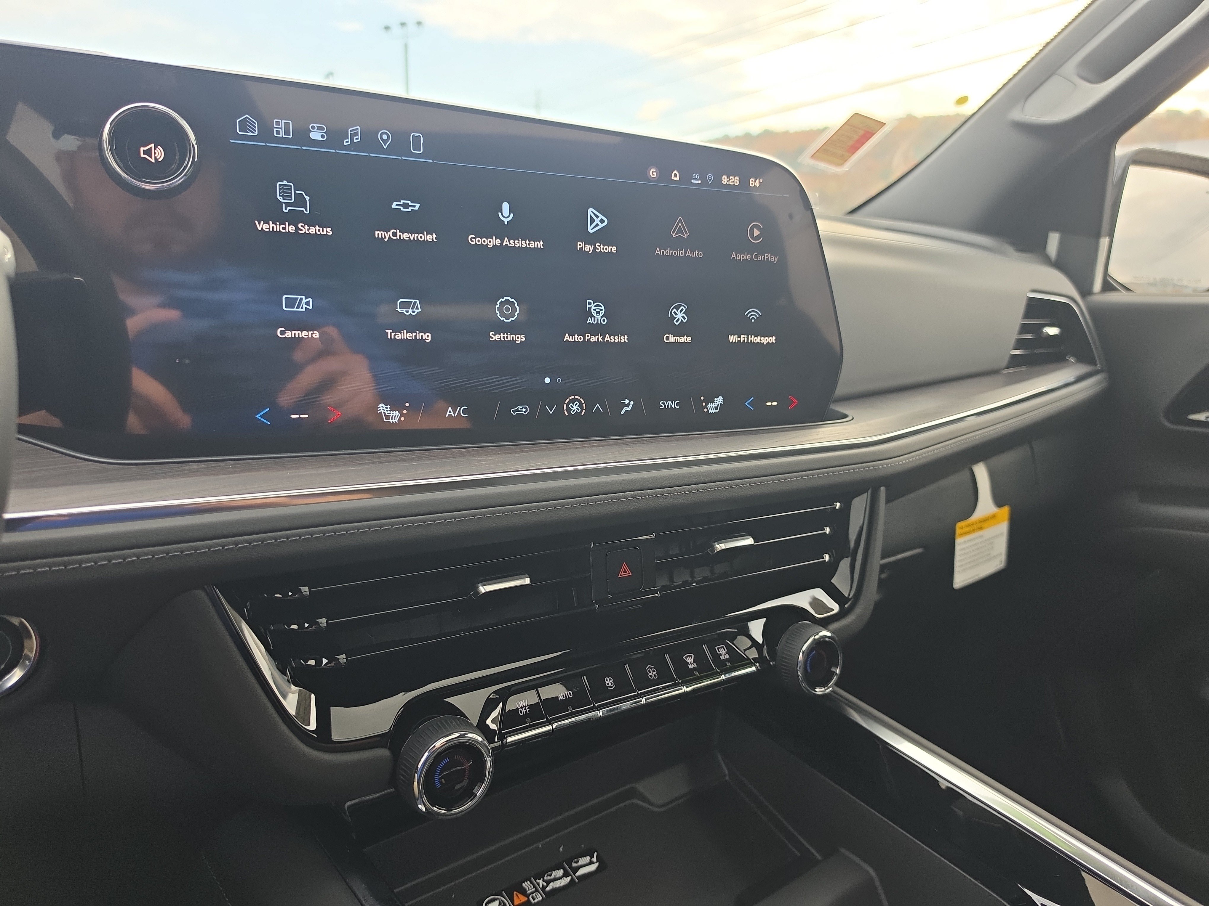 New 2027 Chevrolet Tahoe Z71 w/ Sun And Tow Package AWD/4WD image 24