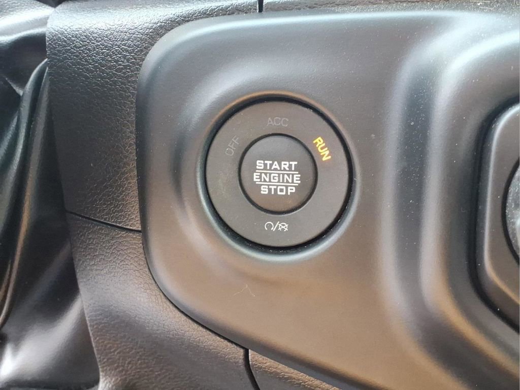 Used 2023 Jeep Wrangler Unlimited Rubicon 392 w/ Dual Top Group image 12