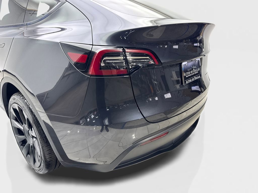 Used 2024 Tesla Model Y Long Range image 19