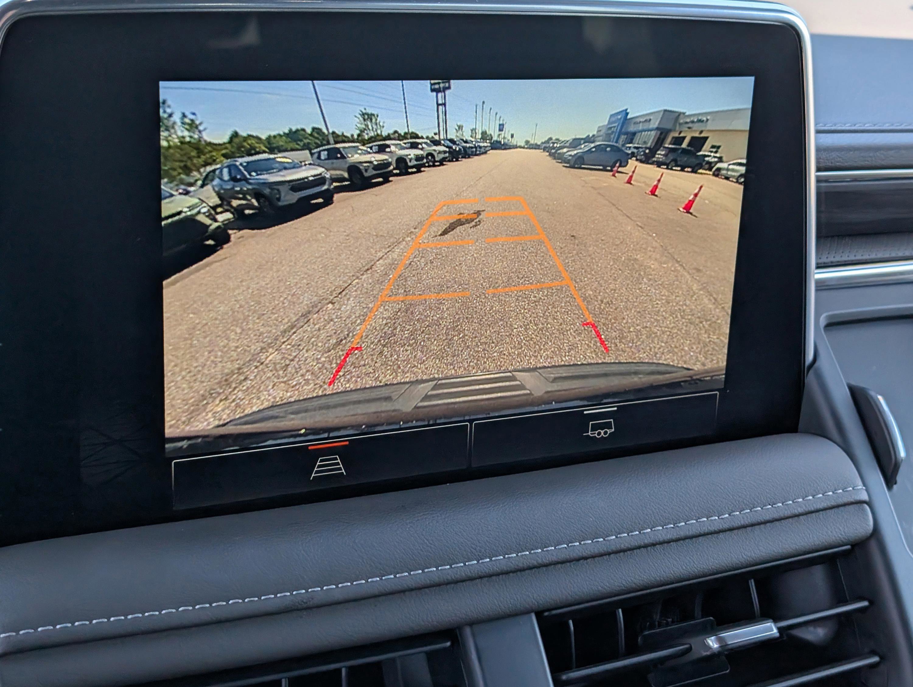 Used 2023 GMC Yukon SLT RWD image 25