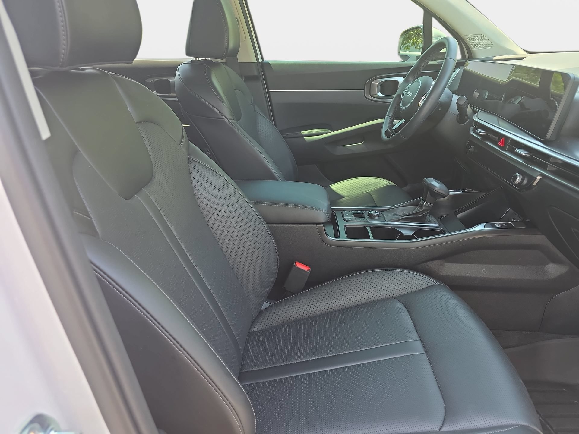 Used 2025 Kia Sorento S w/ Panoramic Sunroof Package FWD image 10