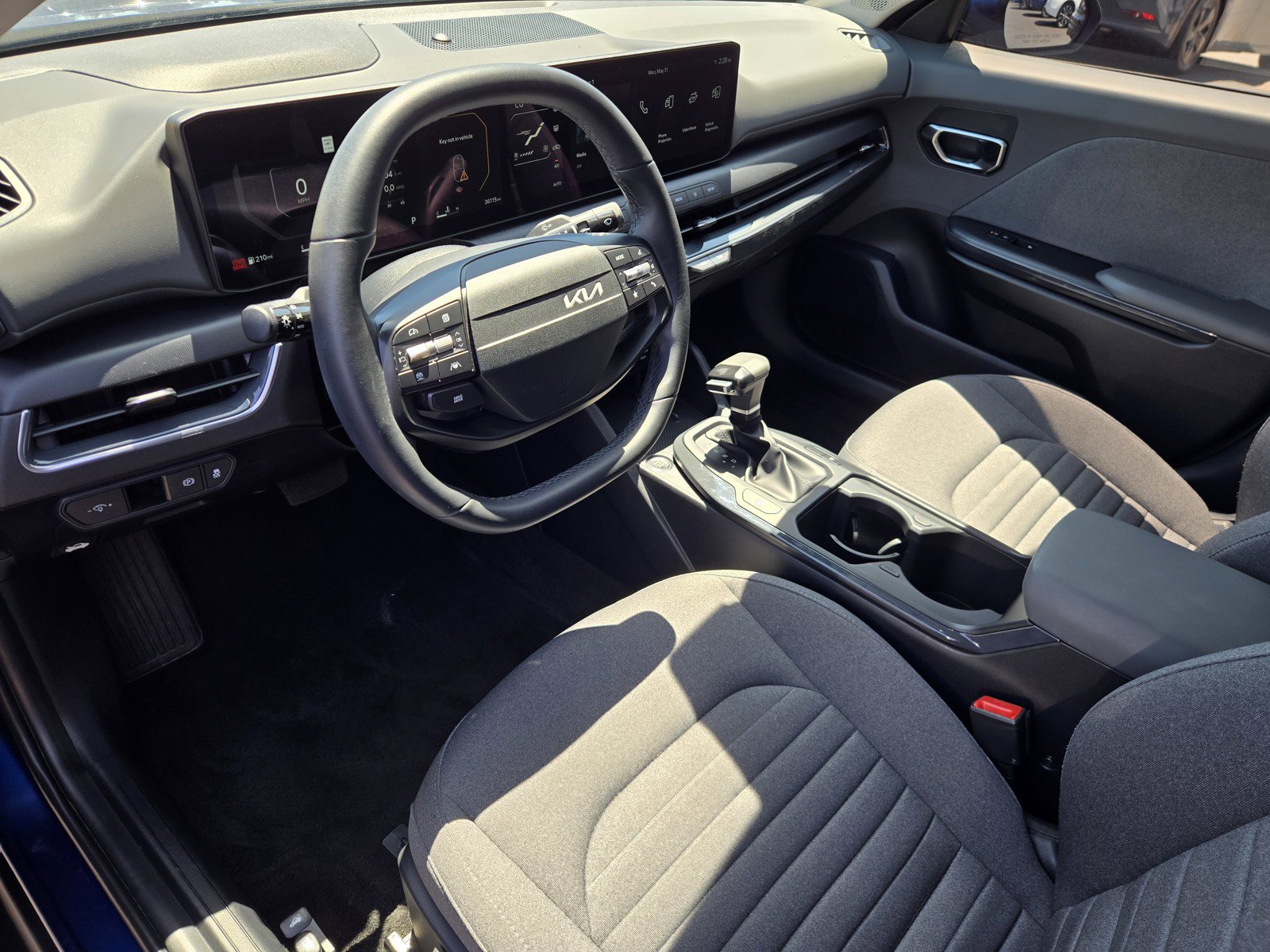 Used 2025 Kia K4 EX FWD image 10