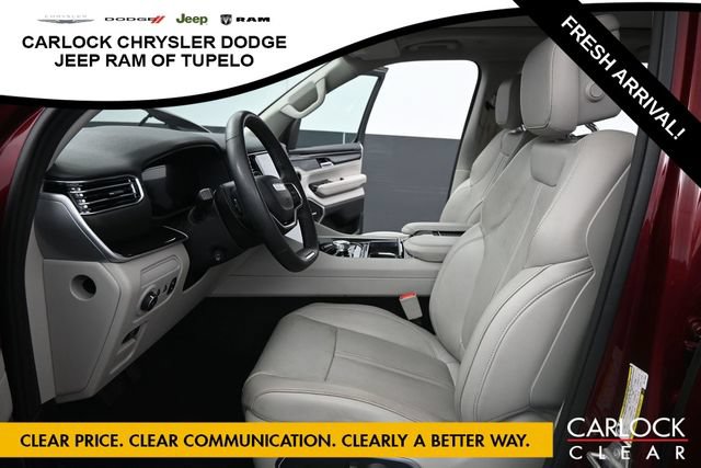 Used 2024 Jeep Wagoneer 2WD image 12