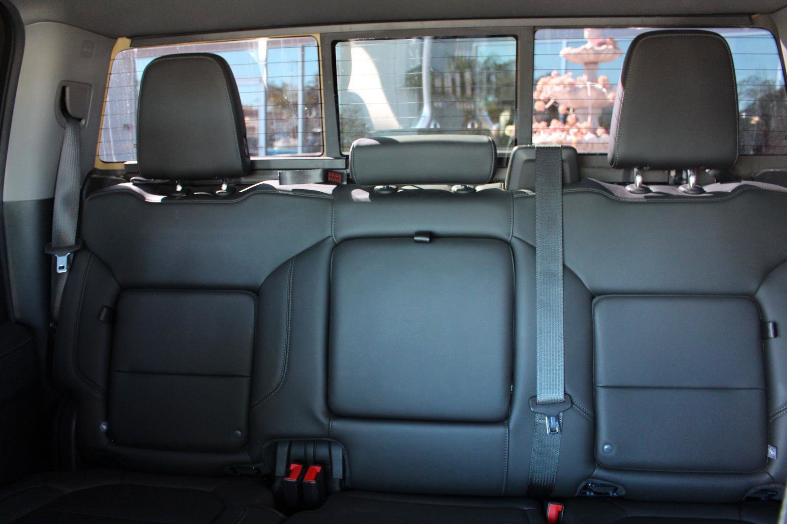 Used 2020 GMC Sierra 1500 SLT w/ SLT Premium Package image 29