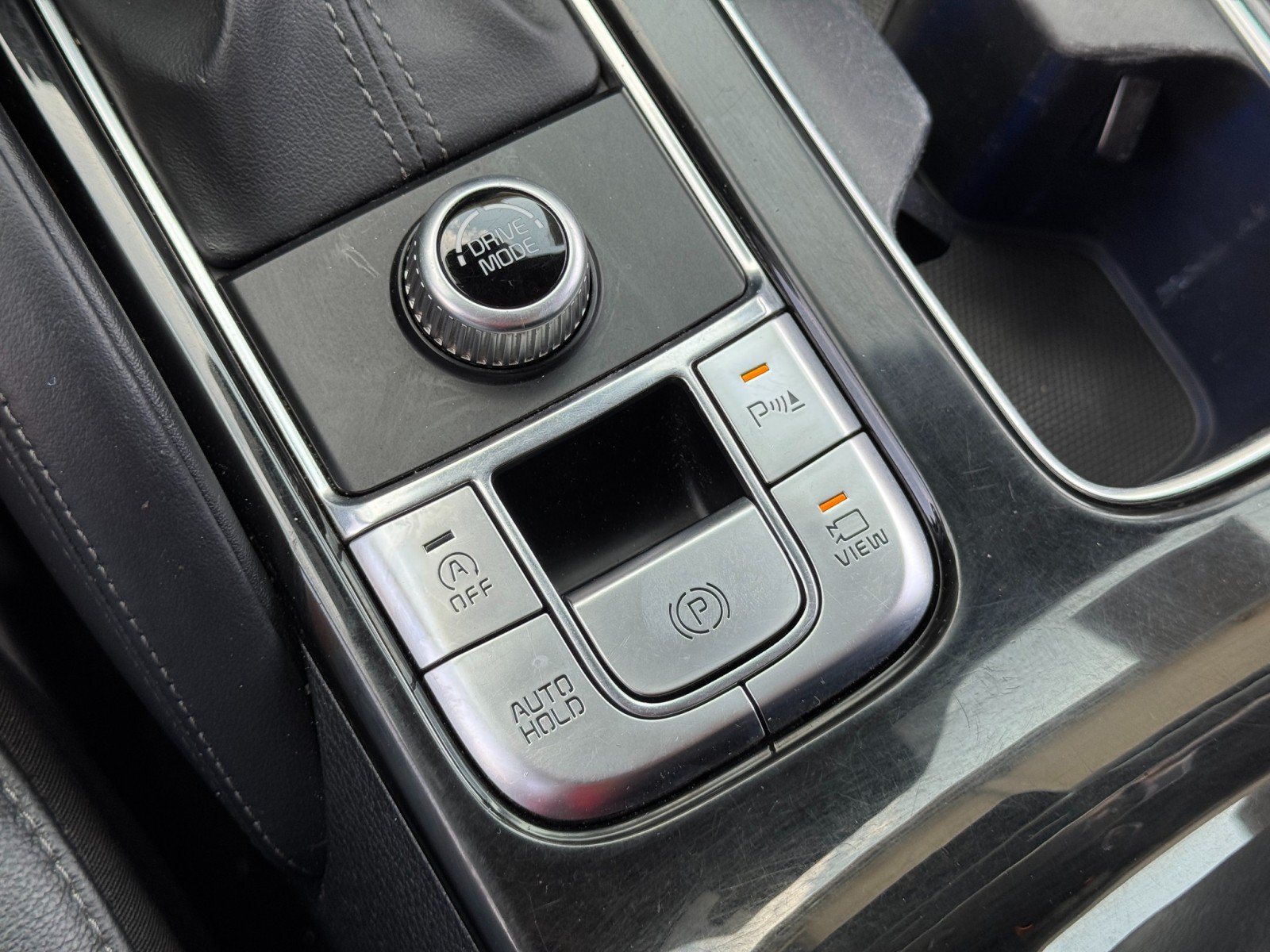 Used 2020 Kia Telluride SX w/ Towing Package FWD image 31