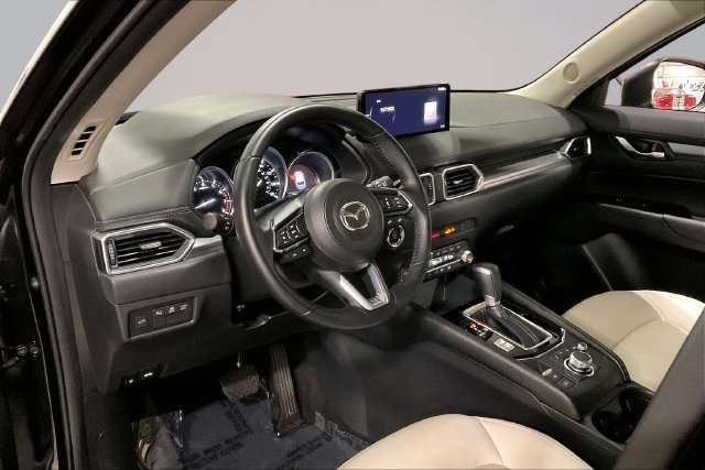 Used 2025 MAZDA CX-5 AWD 2.5 S w/ Preferred Package image 14