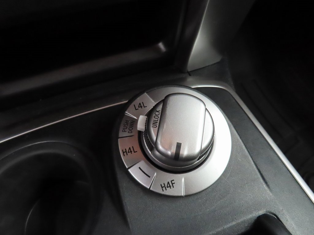 Used 2019 Toyota 4Runner Limited image 41