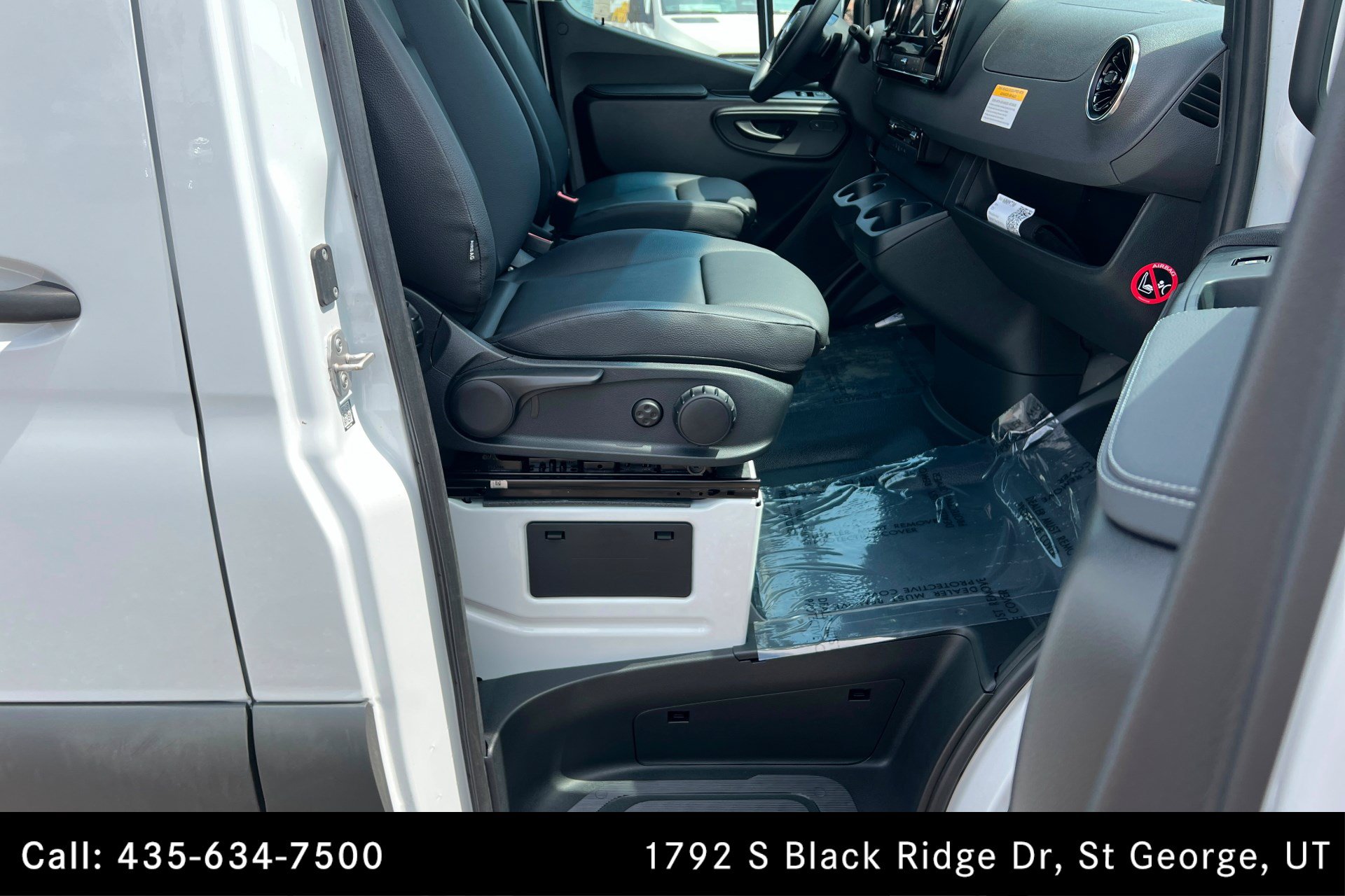 Used 2026 Mercedes-Benz Sprinter 2500 image 20