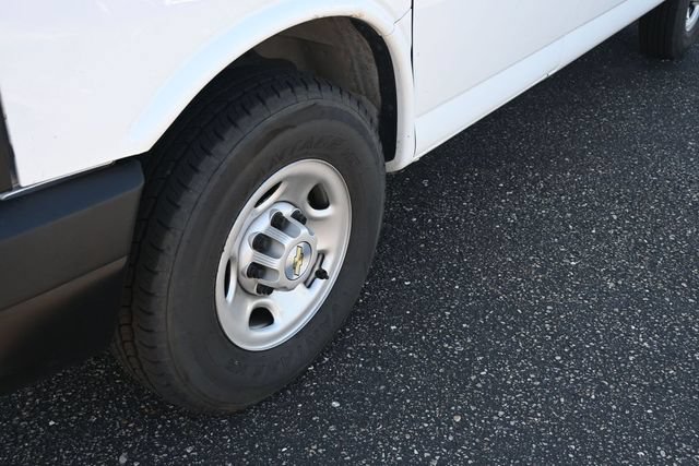 Used 2023 Chevrolet Express 3500 LS RWD image 12