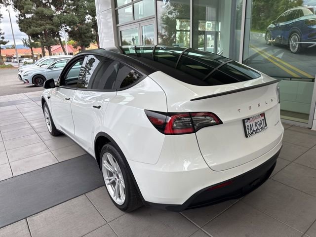 Used 2020 Tesla Model Y Long Range image 6