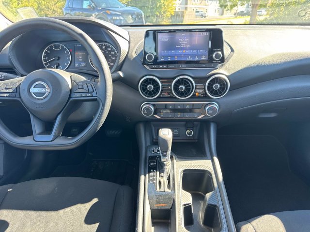 Used 2025 Nissan Sentra S FWD image 18