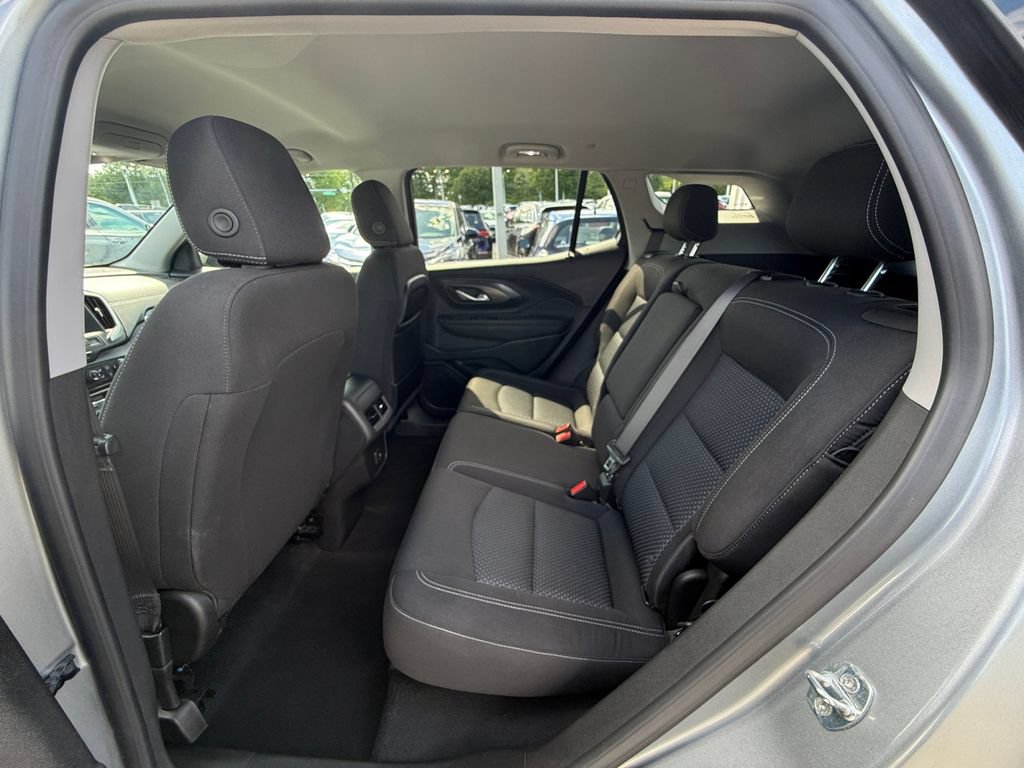 Used 2023 GMC Terrain SLE w/ Driver Convenience Package AWD/4WD image 24