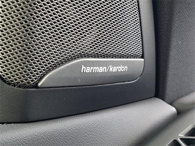 New 2026 BMW X5 xDrive50e w/ Premium Package image 21