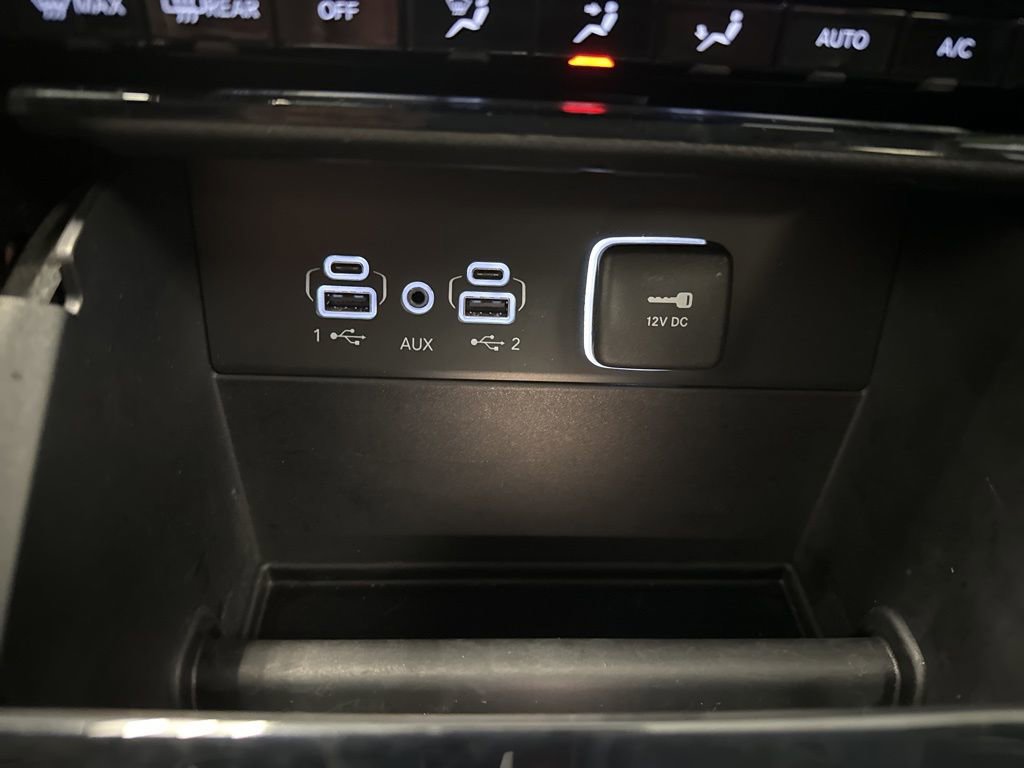 Used 2023 Jeep Grand Cherokee Limited w/ Trailer Tow Prep Group (B) image 24