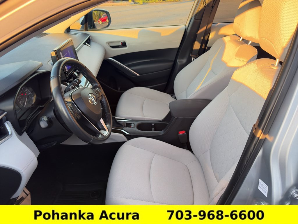 Used 2023 Toyota Corolla Cross LE AWD/4WD image 20
