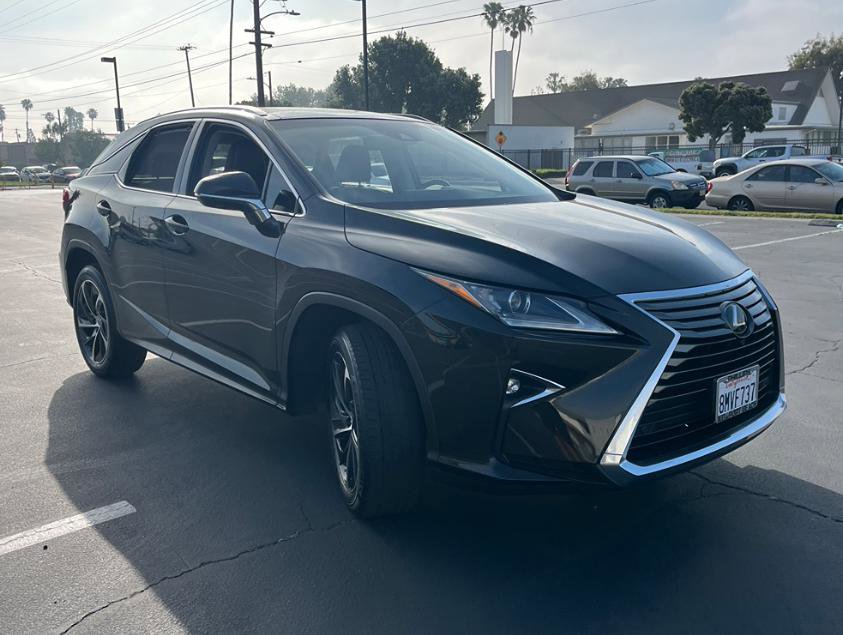 Used 2019 Lexus RX 350 FWD w/ Luxury Package image 2