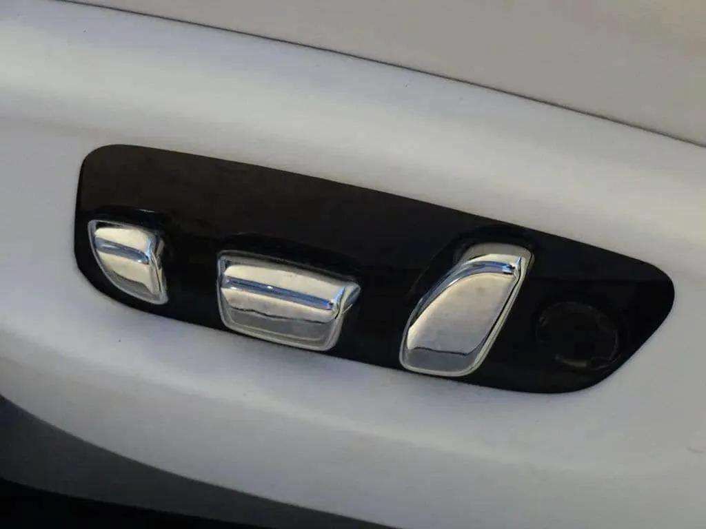 Certified 2023 Rolls-Royce Ghost AWD/4WD image 16