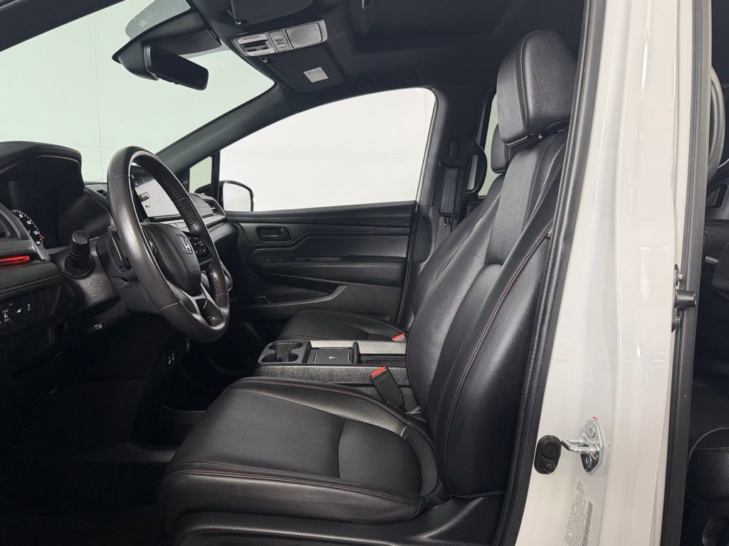 Used 2025 Honda Odyssey Sport-L image 21