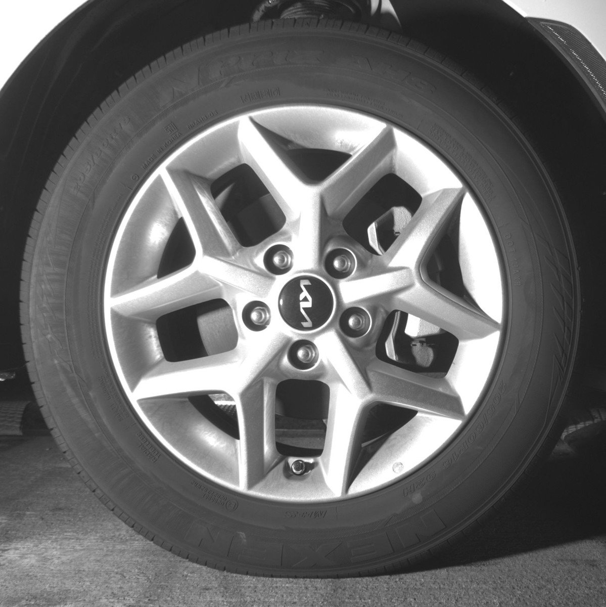 Used 2025 Kia Soul LX w/ LX Technology Package image 13