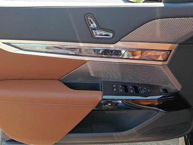 New 2026 BMW 740i xDrive w/ Executive Package AWD/4WD image 10