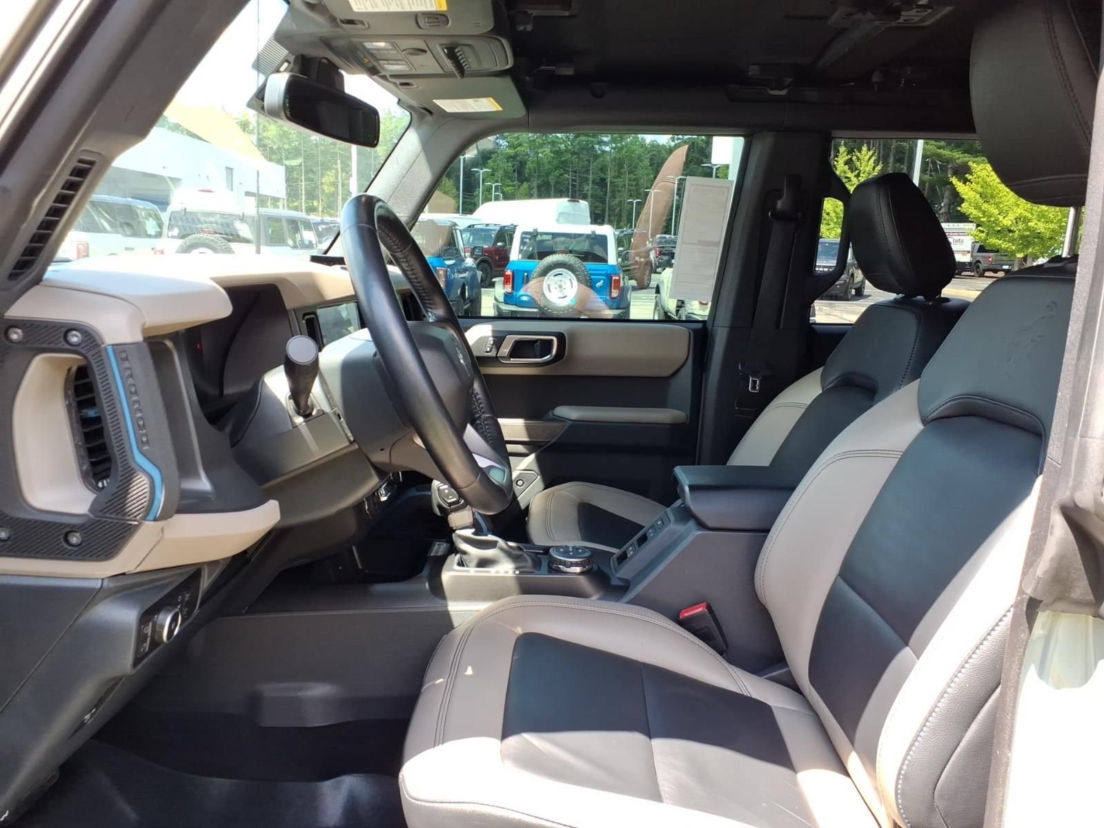 Used 2023 Ford Bronco Wildtrak AWD/4WD image 16