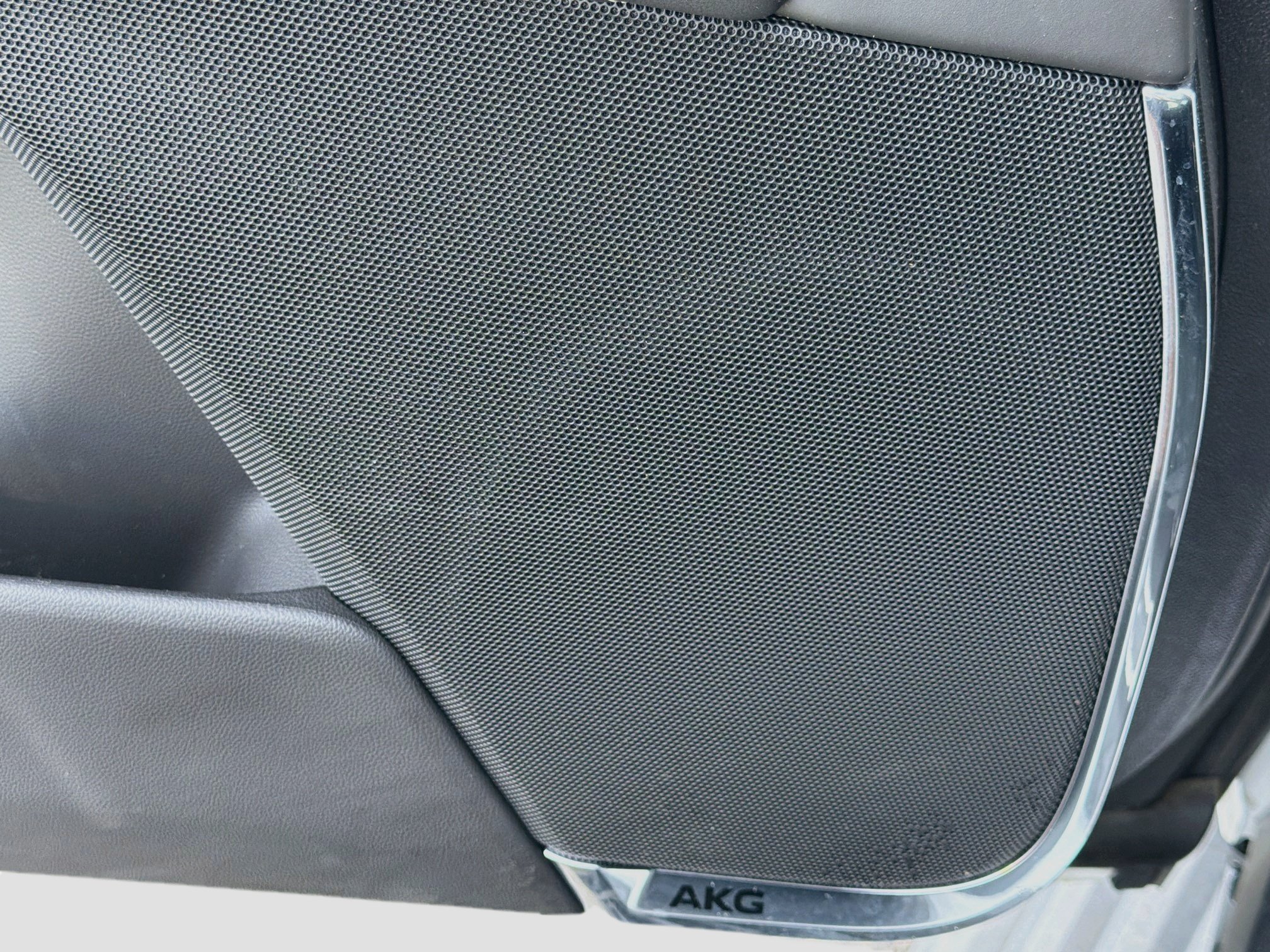 Certified 2023 Cadillac Escalade V w/ LPO, Floor Liner Package AWD/4WD image 19